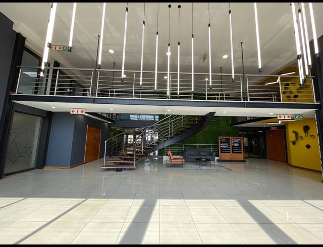 277M² OFFICE TO LET IN HURLINGHAM